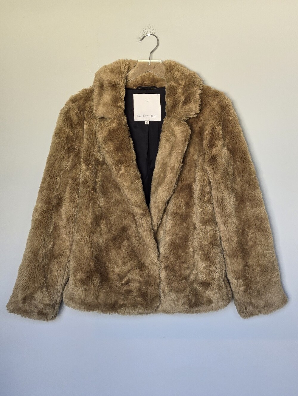 Aritzia Sunday Best Mortimer Faux Fur Coat Camel Brown Size M